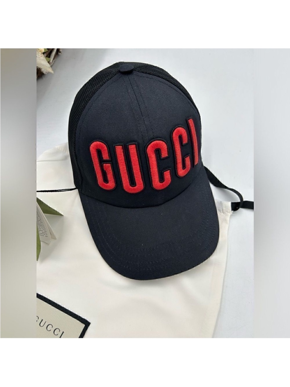 Unisex Gucci embroidered baseball calf size extra small adjustable made in Italy
